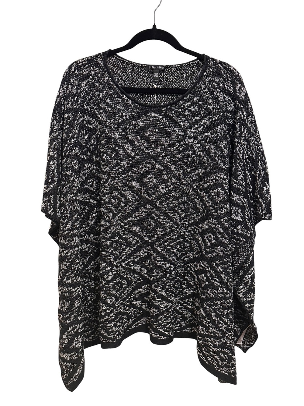 Eileen Fisher Black & White Patterned Linen Poncho. NWT